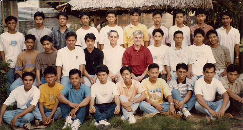 Tulang tagalog na may 12 pantig at 4 na saknong - maikling tula.